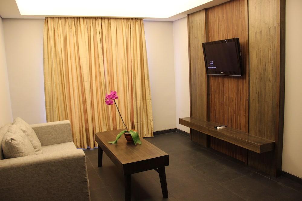 โรงแรมปิง เซมินยัค ภายนอก รูปภาพ