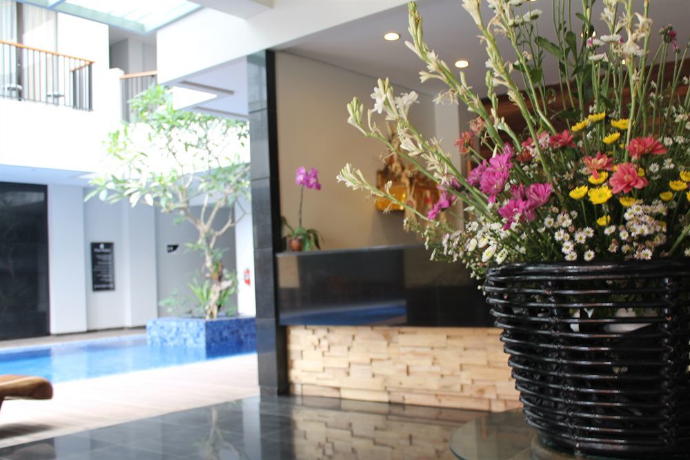 โรงแรมปิง เซมินยัค ภายนอก รูปภาพ